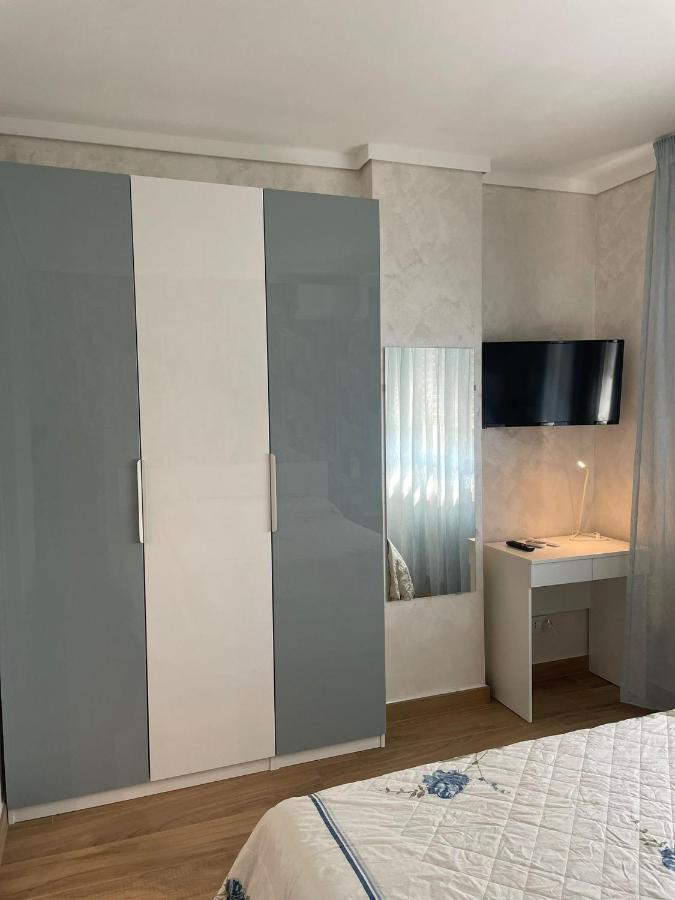 Sara House Apartment Napoli Bagian luar foto