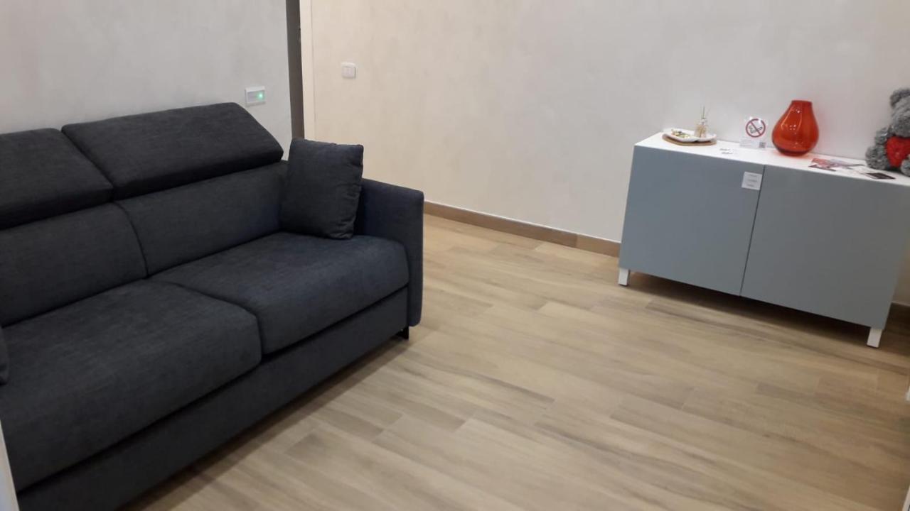 Sara House Apartment Napoli Bagian luar foto