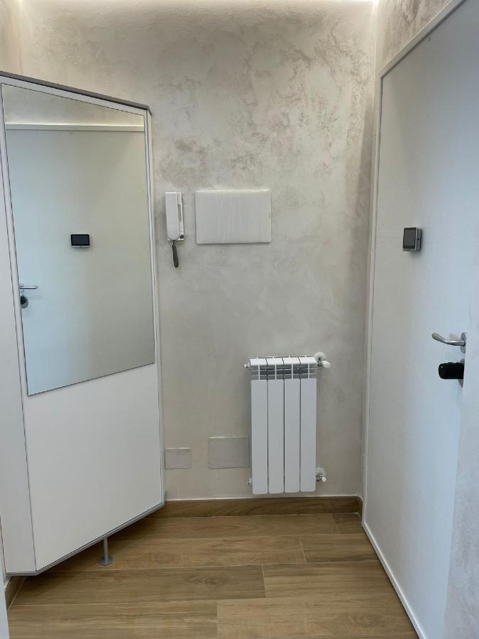 Sara House Apartment Napoli Bagian luar foto